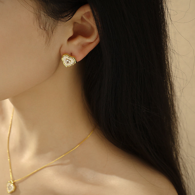 Mother of Pearl Heart Necklace