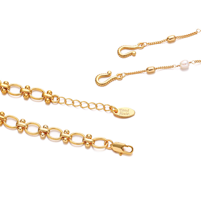 Delicate Gold Link Bracelet