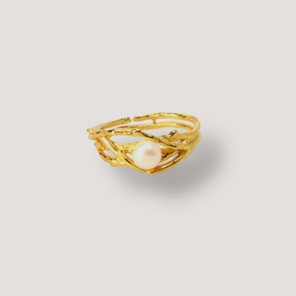 Gold Nest Ring with Pearl