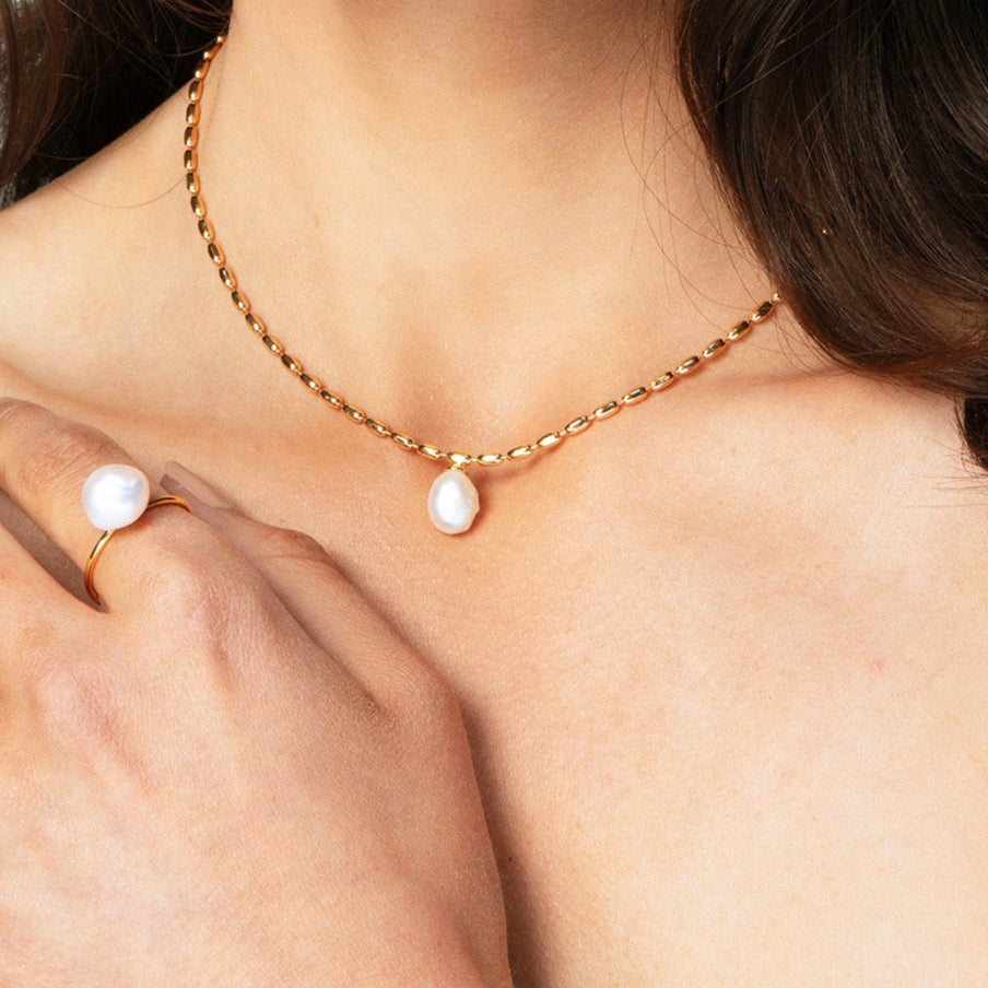 Gold Pearl Necklace