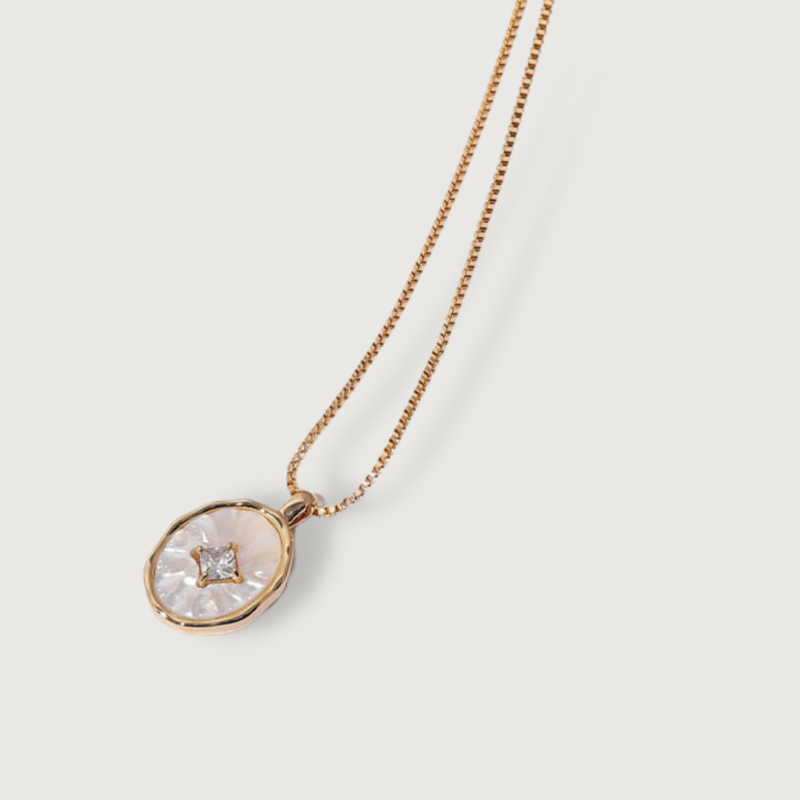 Zircon Pearl shell Pendant Necklace